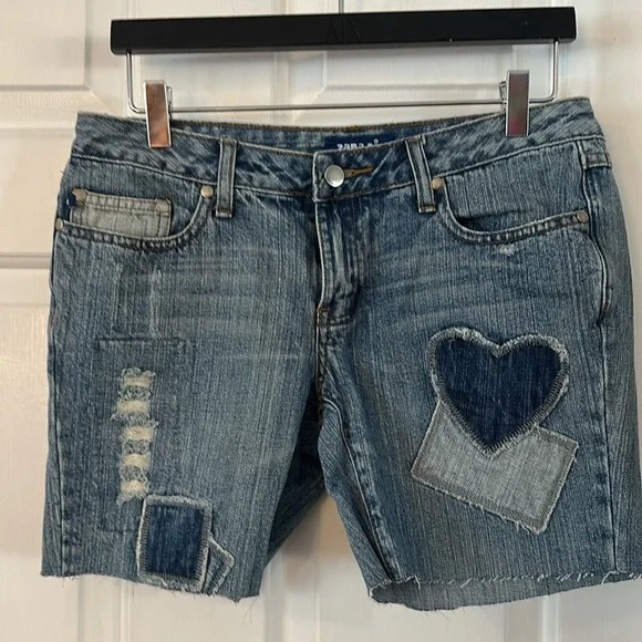 Juniors Zana Di Denim Patchwork Shorts Size 7 - Picture 2 of 7